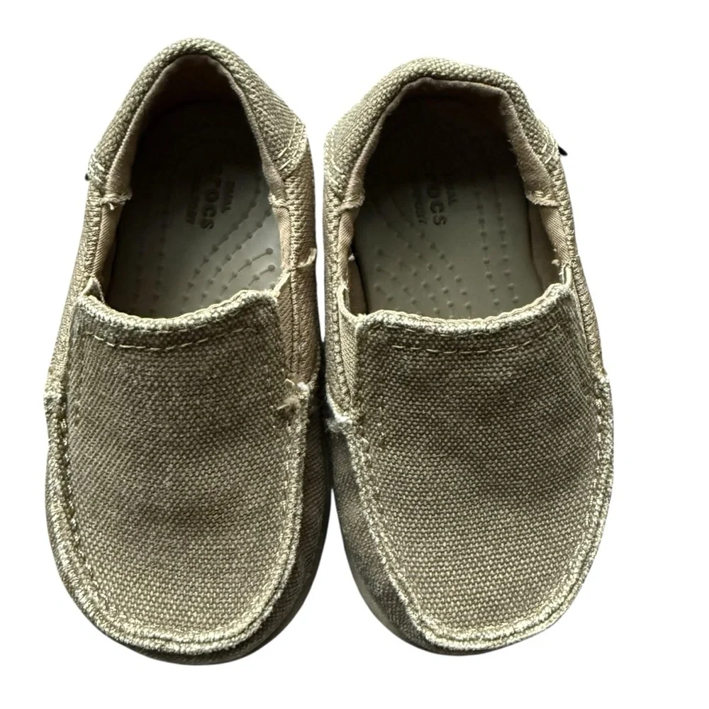 CROCS Kids Santa Cruz II Tan Moccasins